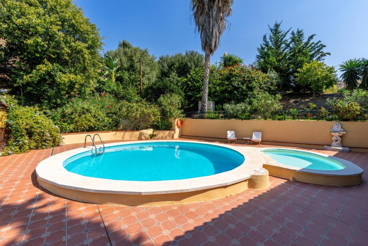 New House In Malaga Nature Exterior foto